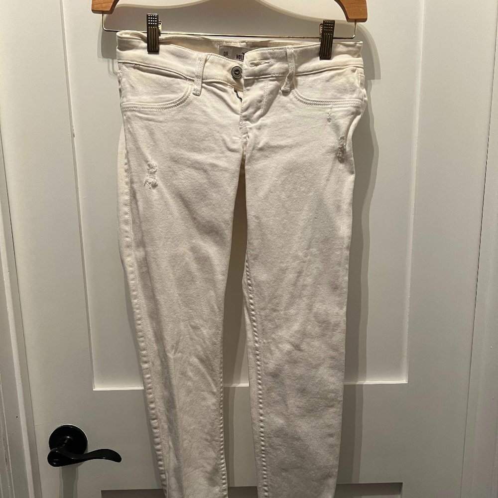 Hollister white skinny jeans